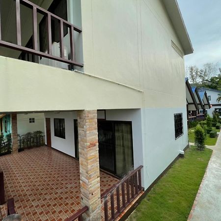 Готель Lanta Arrow House Ко-Ланта Екстер'єр фото